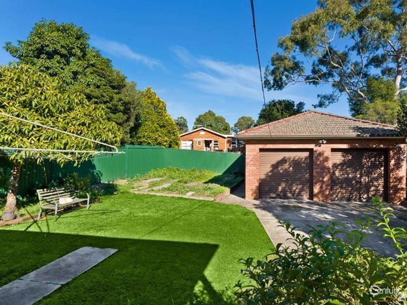 8 Cooloongatta Road Beverly Hills